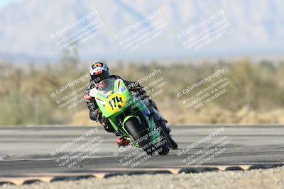 media/Dec-06-2025-CVMA (Sat) [[4a896cc04c]]/Race 9-500-400-350 Supersport/
